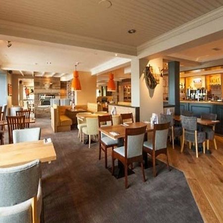 Premier Inn อีฟแชม ภายนอก รูปภาพ