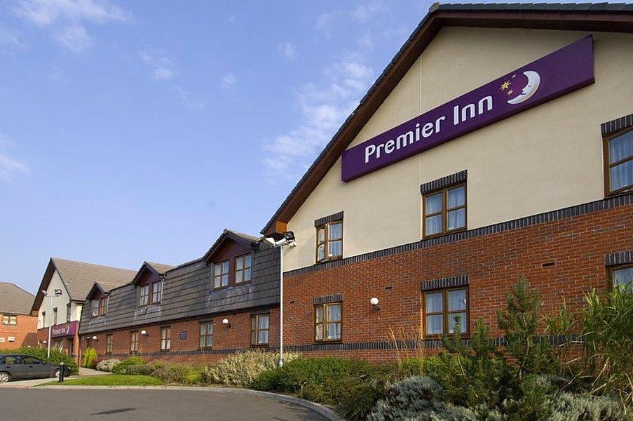 Premier Inn อีฟแชม ภายนอก รูปภาพ
